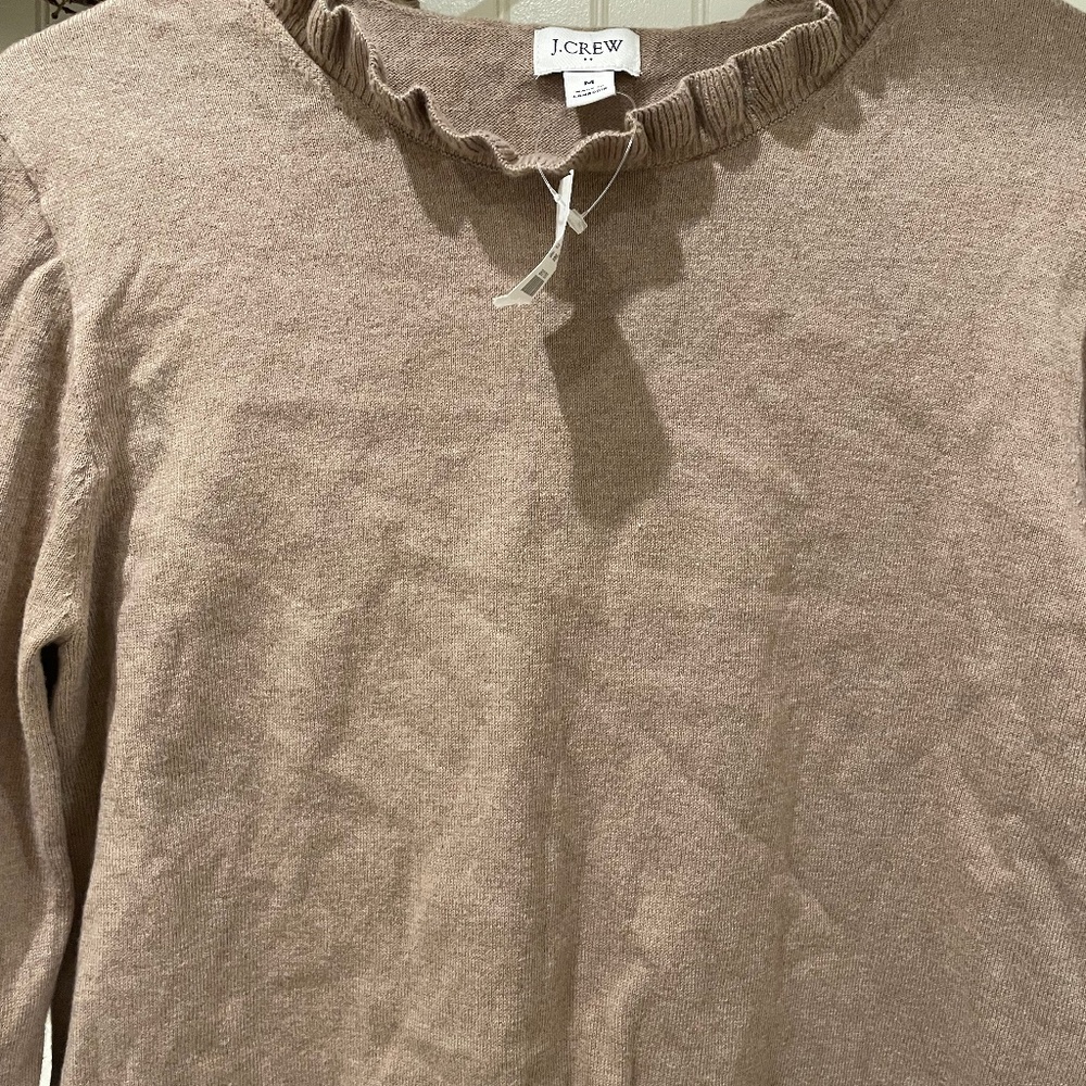 Scalloped Crew neck Sweater